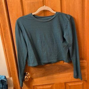 long sleeve crop top